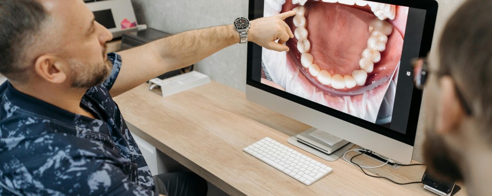 Cosmetic Dentistry in Redcliffe: Transform Your Smile with Confidence